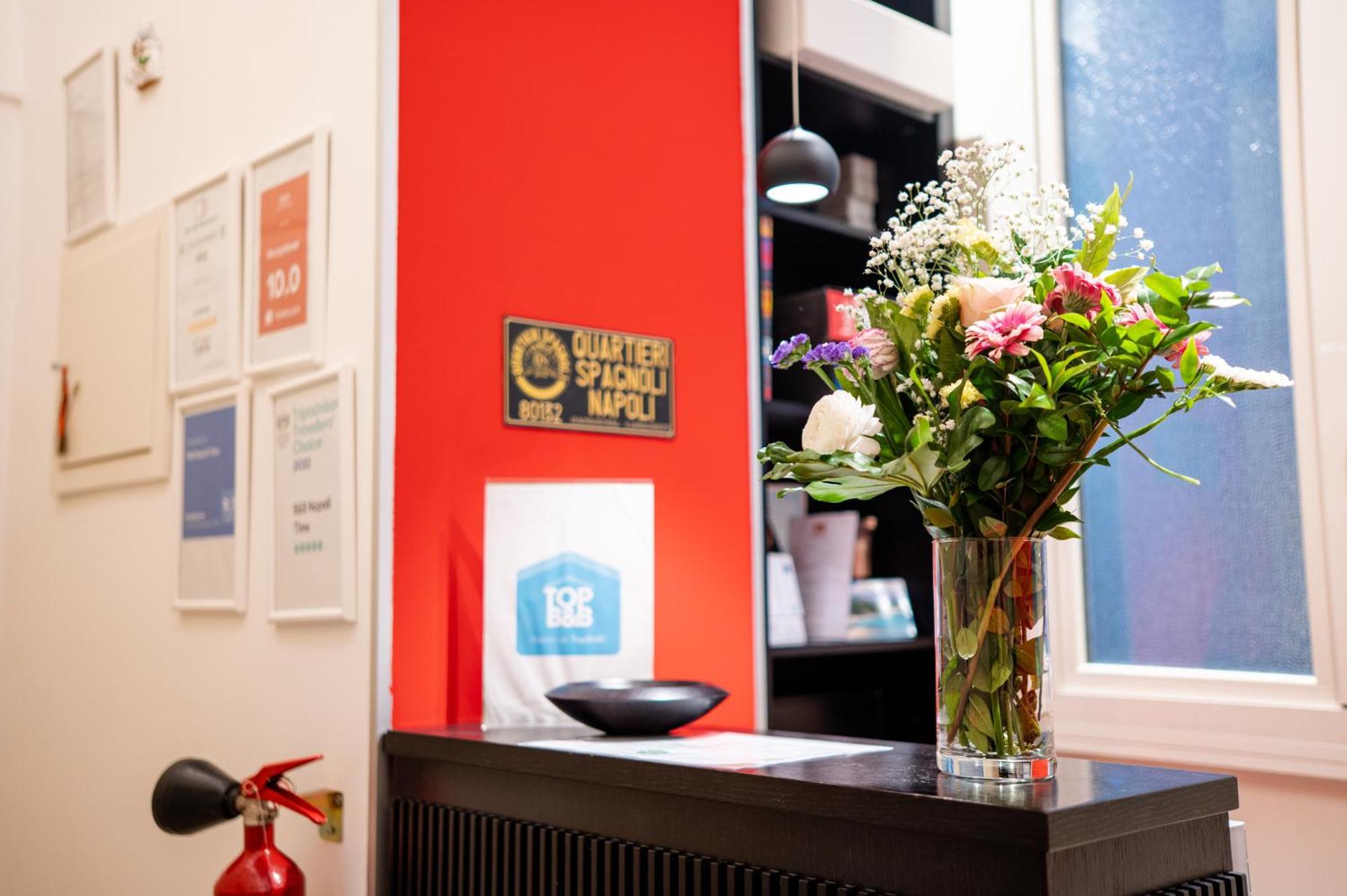B&B Napoli Time Экстерьер фото